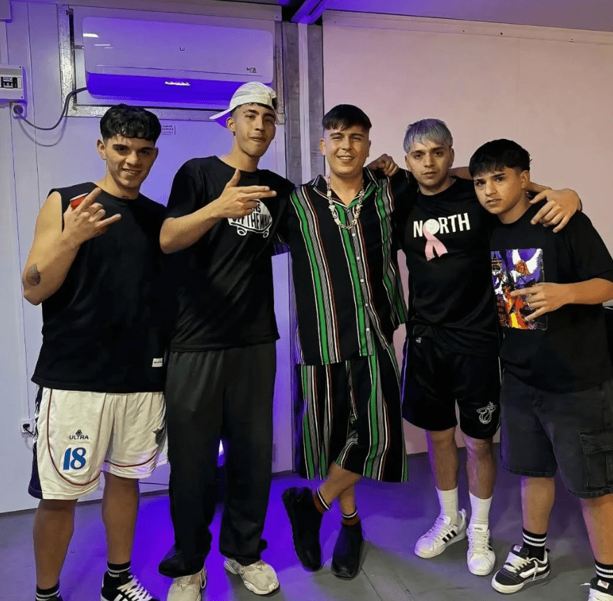 Boyler junto a su ídolo, Ysya